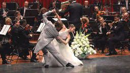 Ballettpaar beim Tanz