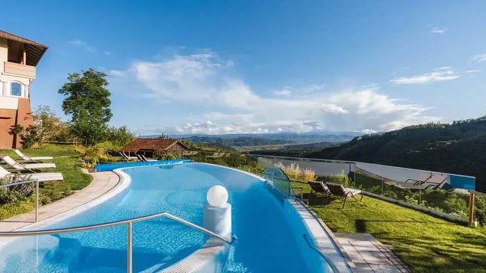 Außenansicht Pool das kappel wein.gut.hotel